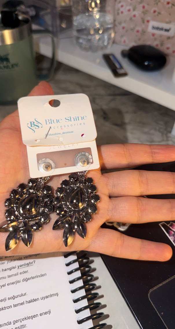 Drapeli Mavi Parlak Küpe - Görsel 2