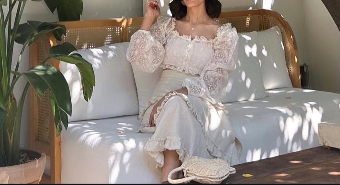 Uzun, fırfırlı, yırtmaçlı, krem rengi, bohem etek - Görsel 2