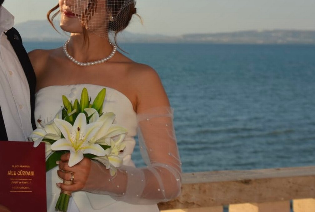 İnci İşlemeli Beyaz Kadın Eldiven - Görsel 4