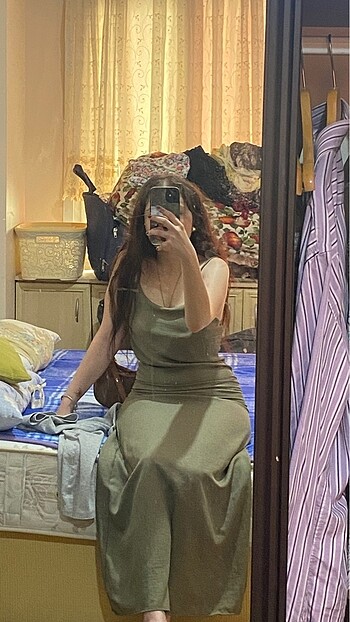 Haki Yeşil maxi uzun Bershka elbise S beden kullanışlı