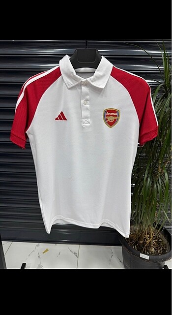 ARSENAL ÖZEL TASARIM POLO YAKA TARAFTAR TİŞÖRT