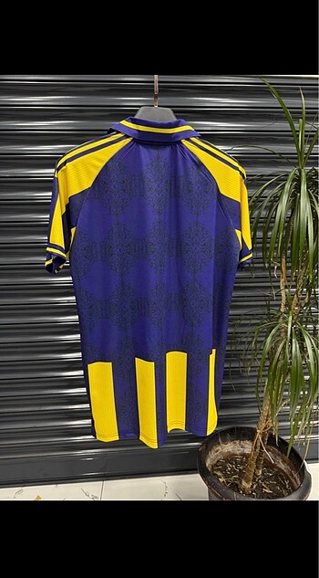 Fenerbahçe yakalı özel tasarım yoncalı model - Görsel 5