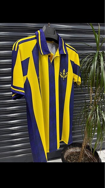 l Beden sarı Renk Fenerbahçe yakalı özel tasarım yoncalı model