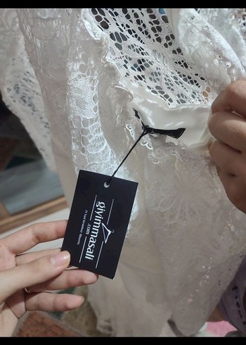 Dantel Detaylı Uzun Kollu Beyaz Gelinlik - Görsel 3