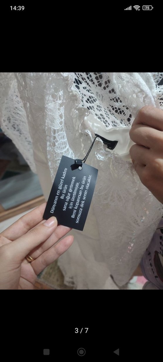 Dantel Detaylı Uzun Kollu Beyaz Gelinlik - Görsel 2