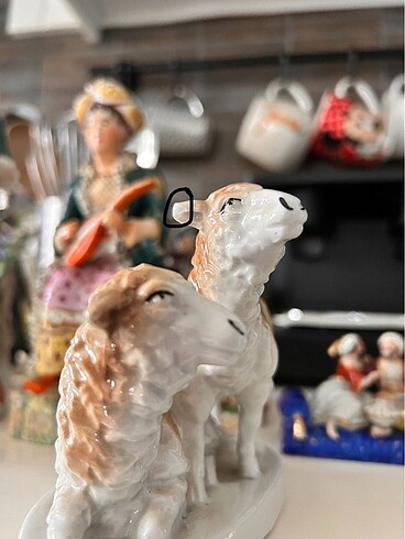 Antika Porselen Kuzu Biblo - Görsel 5