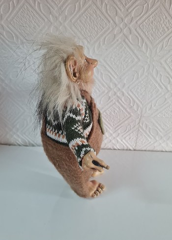 Bej ve Gri Renkli Figürin - Görsel 7