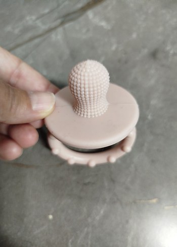 OiOİ Pembe Silikon Emzik ve Diş Kaşıyıcı - Görsel 6