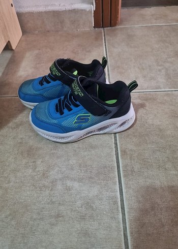 25 Beden Skechers Erkek Çocuk Mavi Işıklı Spor Ayakkabı