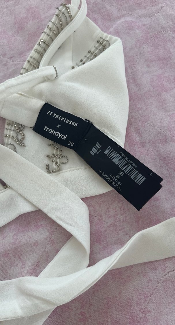 İşlemeli Beyaz Mini Büstiyer - Görsel 2