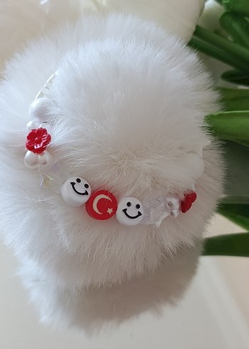 Beden beyaz boncuklu,Türk bayraklı el yapımı bileklik.