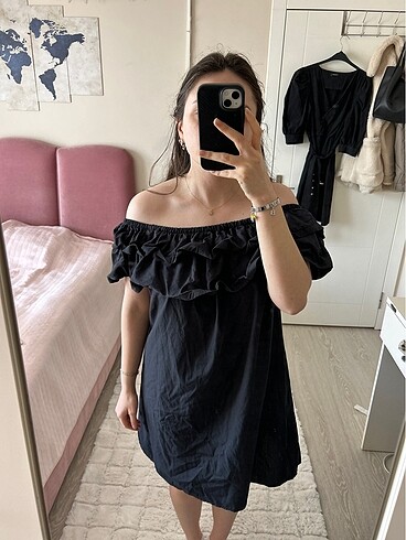 l Beden siyah Renk Kısa siyah elbise