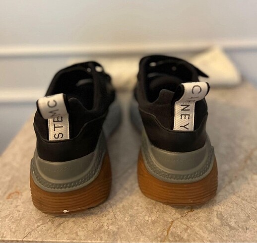 37 Beden siyah Renk Stella McCartney