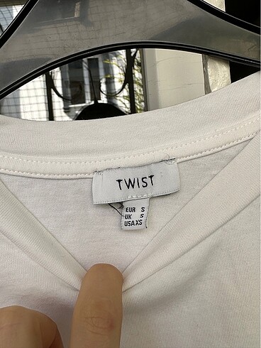 s Beden Twist tişört