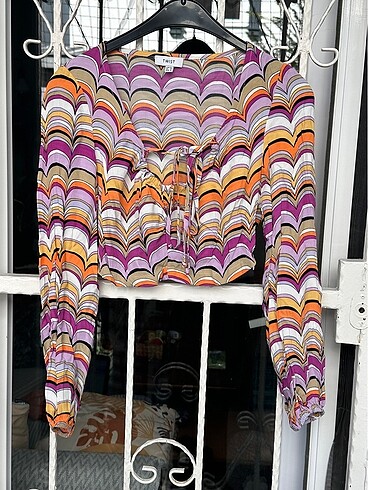 Twist desenli crop