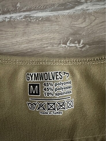 m Beden Spor cropu