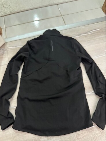 Decathlon Decathlon spor üstü