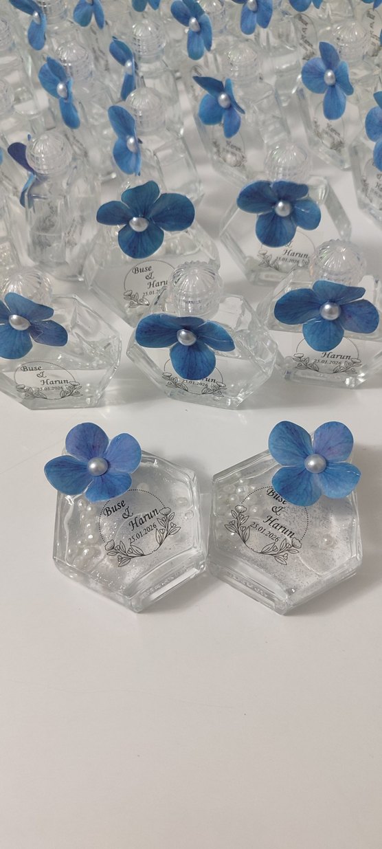Mavi Çiçekli Kişiye Özel Hediye Şişesi - Görsel 3