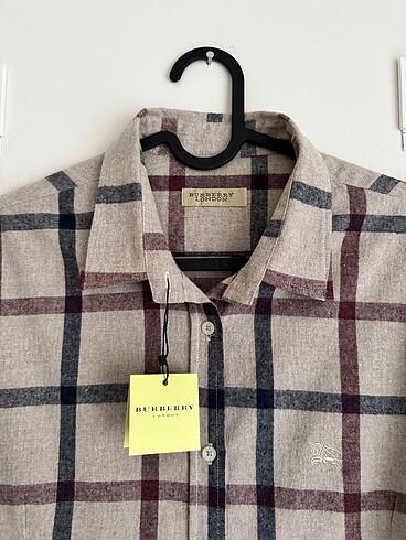 m Beden Orjinal Burberry Gömlek M Beden