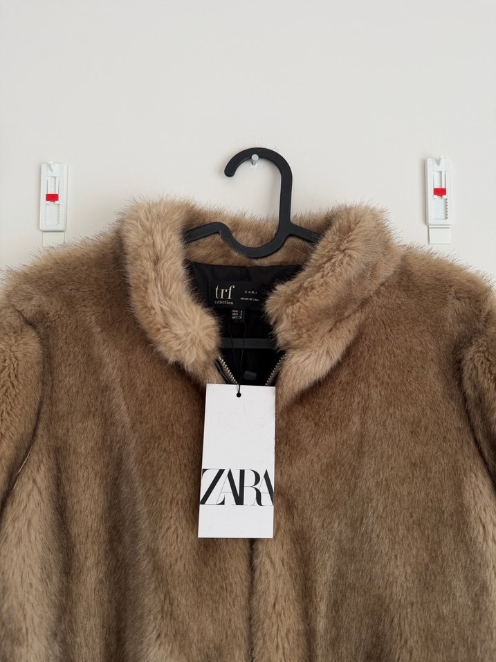 Zara Tüylü Mont S Beden - Görsel 3
