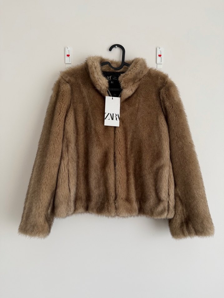 Zara Tüylü Mont S Beden - Görsel 2