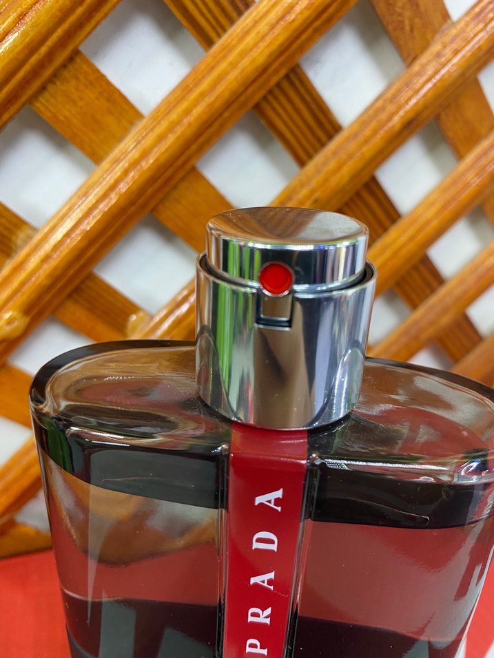 Prada Erkek Parfümü - Görsel 3