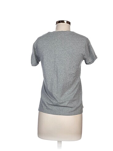42 Beden Armalife T-shirt %70 İndirimli.