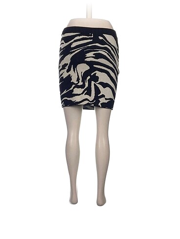 s Beden H&M Mini Etek %70 İndirimli.