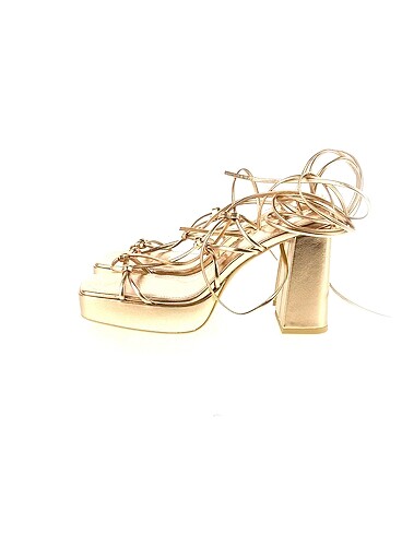 H&M Sandalet %70 İndirimli.