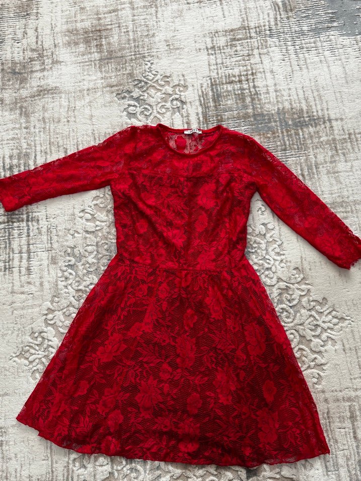 Dantel Detaylı Kırmızı elbise - Görsel 2