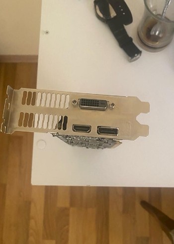  Beden 1050 Tİ 4GB MSI Ekran Kartı