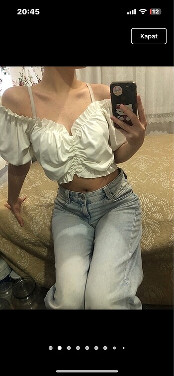 H&M beyaz büzgülü yazlık üst omuzları açık crop