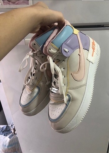 Nike Kadın Çok Renkli Bağcıklı Spor Ayakkabı
