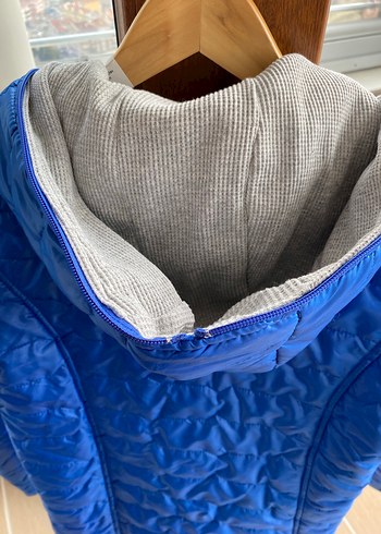 Kadın Mavi Kapitone Mont Fermuarlı - Görsel 4