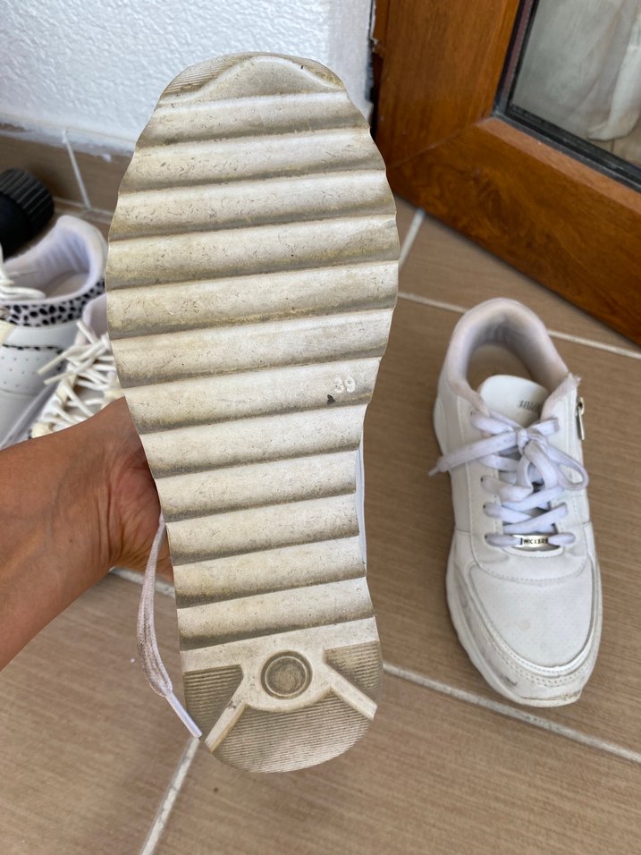 Dantel Detaylı Beyaz Kadın Spor Ayakkabı - Görsel 4