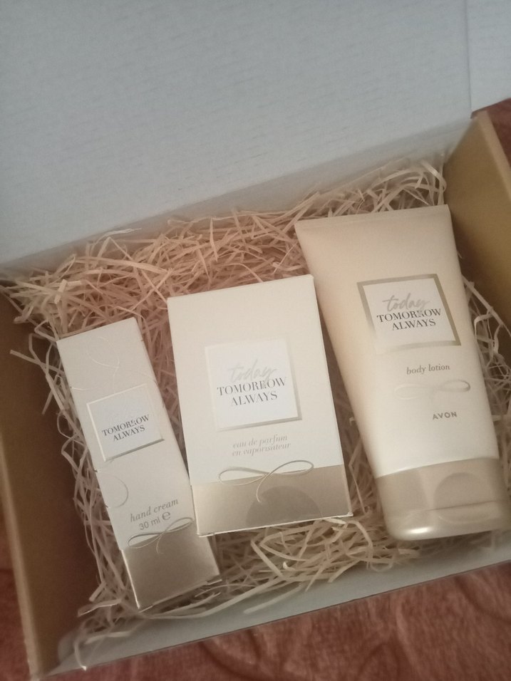 Avon Today Kadın Parfüm Seti - Görsel 3