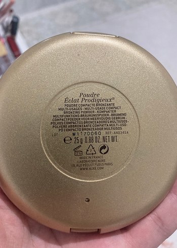 Nuxe Parlak Altın Pudra - Görsel 2