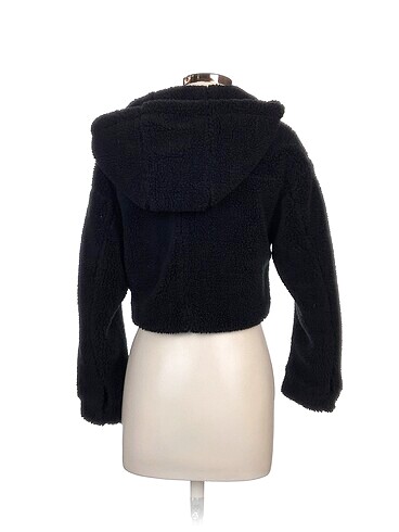 s Beden Pull and Bear Hırka %70 İndirimli.