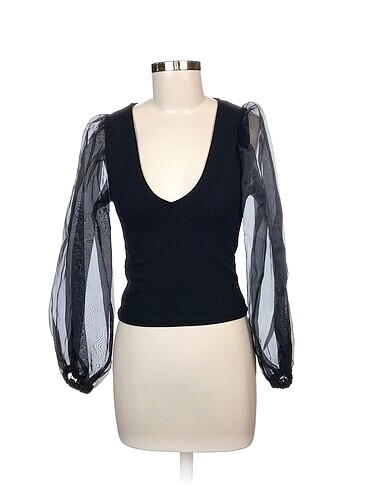 Zara Bluz %70 İndirimli.