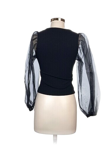 s Beden Zara Bluz %70 İndirimli.
