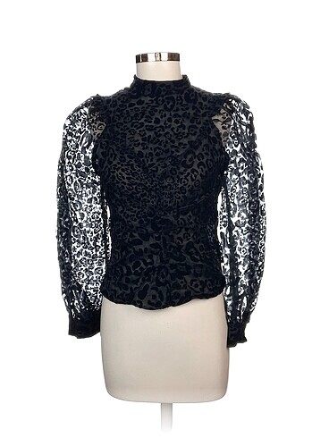 Zara Bluz %70 İndirimli.