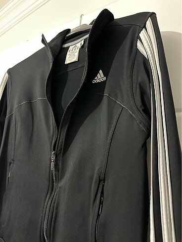 m Beden Adidas eşofman üstü