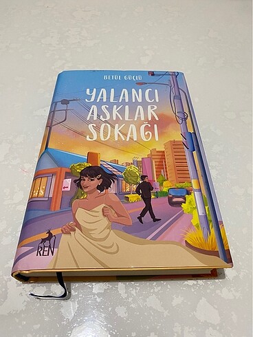 Yalancı aşklar sokağı ciltli