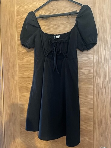 38 Beden Siyah elbise H& M