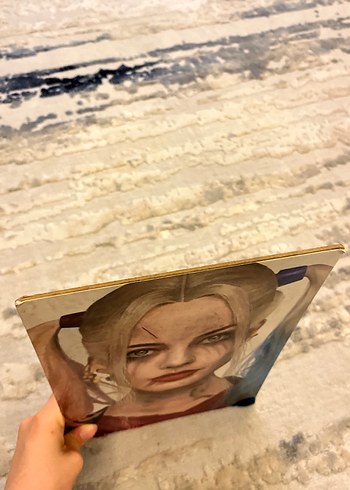 Beden Harley Quinn Çizgi Roman Kapak Tablosu