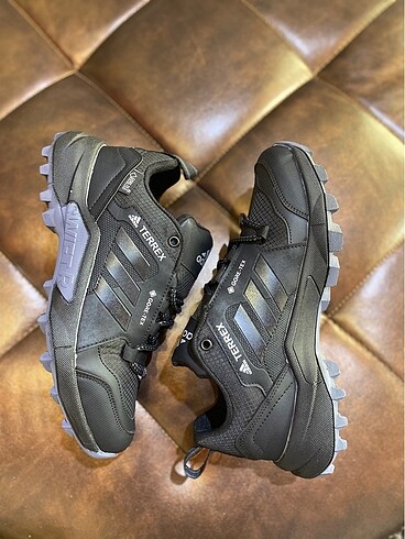 Diğer Adidas Terex