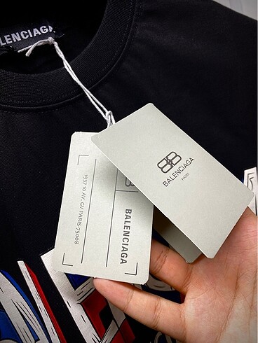 m Beden BALENCIAGA