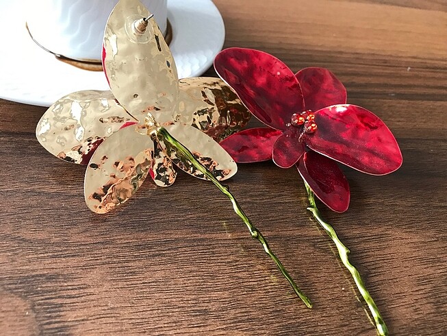 Beden Flowers Earing | Sallanan Çiçek Küpe