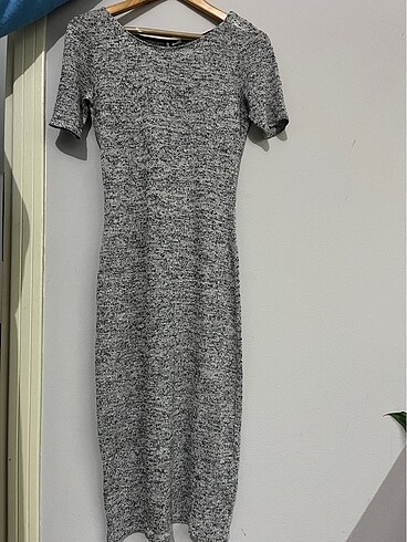 H&M DIVIDCD