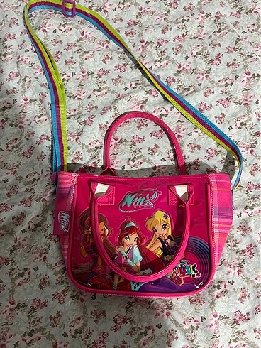 Diğer winx çanta
